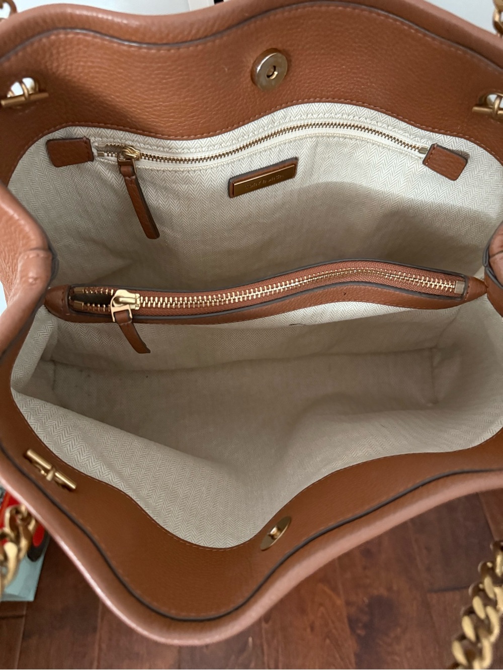 Tory Burch kira leather tote brown brown grained leather snap - Picture 8 of 10